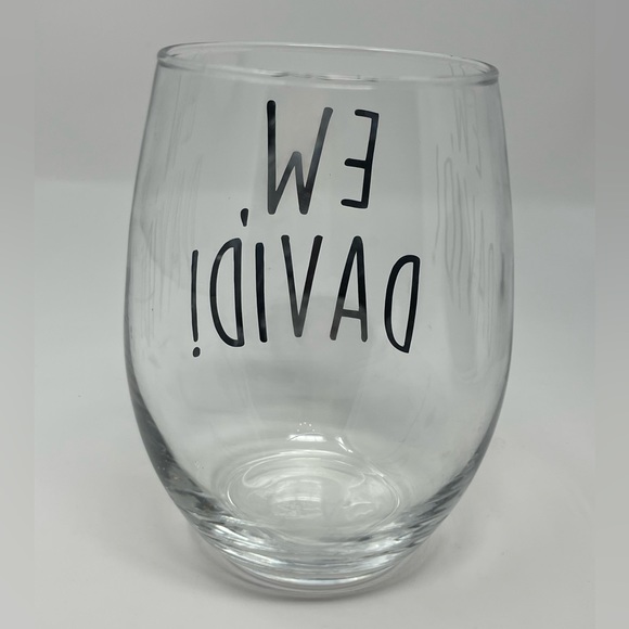 Schitt’s Creek: “EW, David!” Stemless Wine Glass - Picture 2 of 4